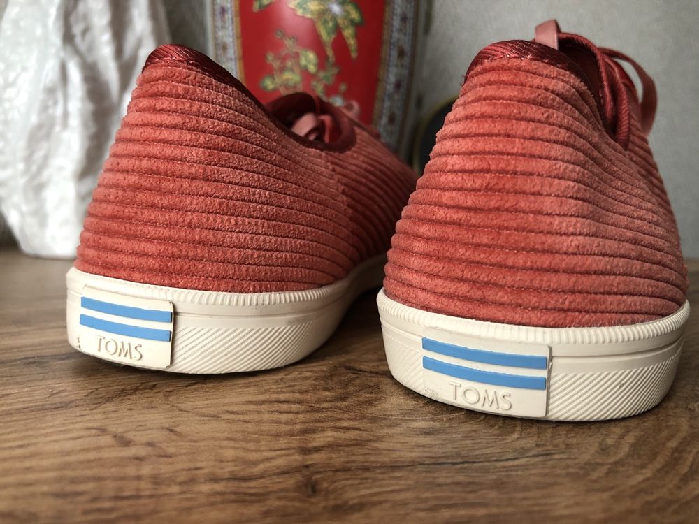 Дамски TOMS 39,Clarks 40-41 номер