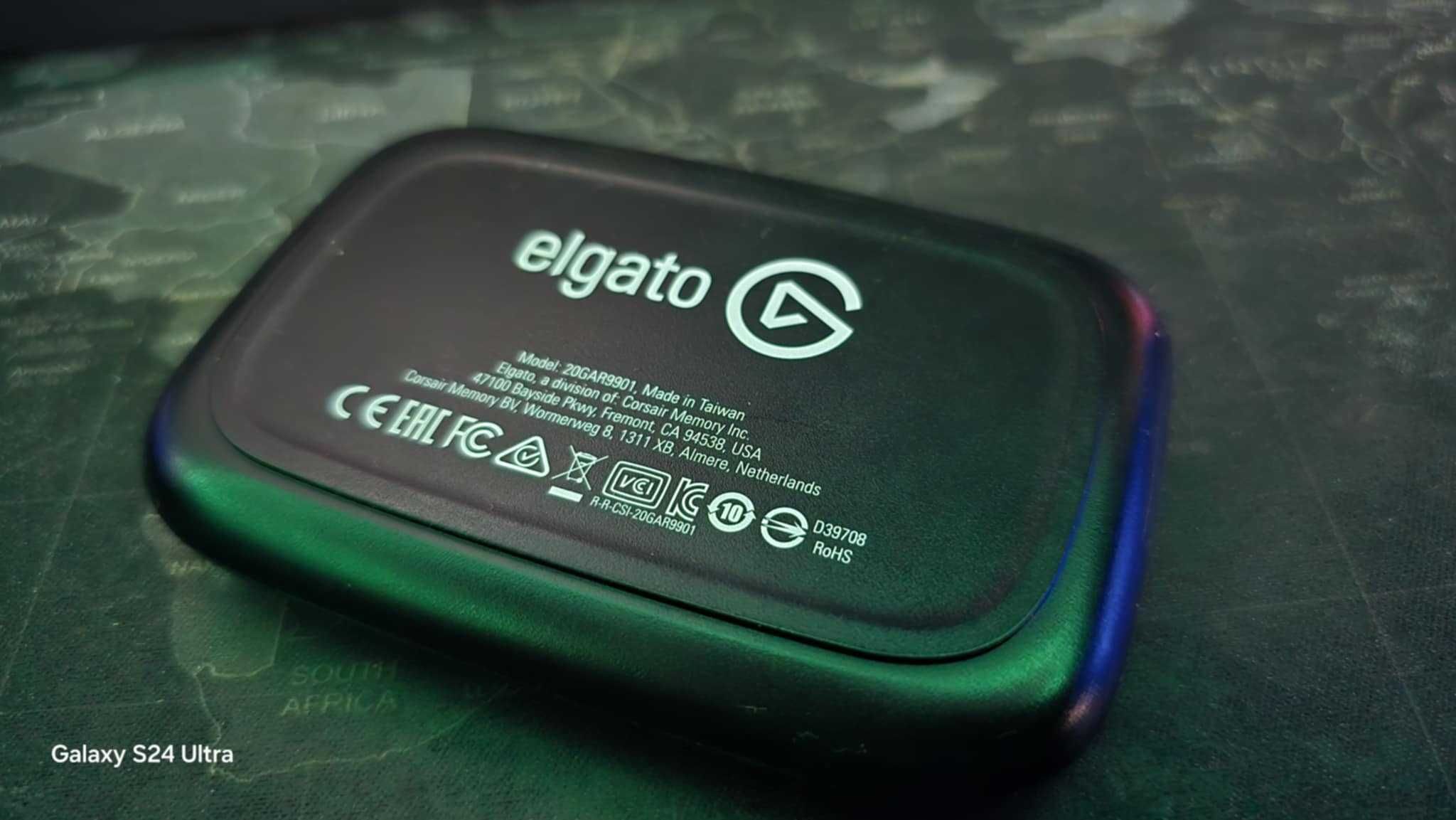 Продавам Elgato HD60 S+