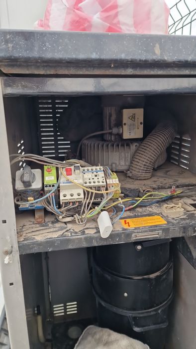 Прахосмукачка трифазна за автомивка