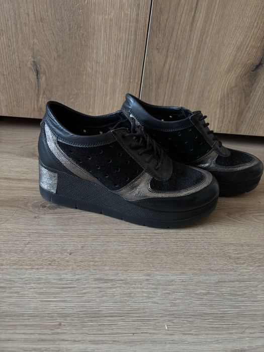 Дамски зимни боти