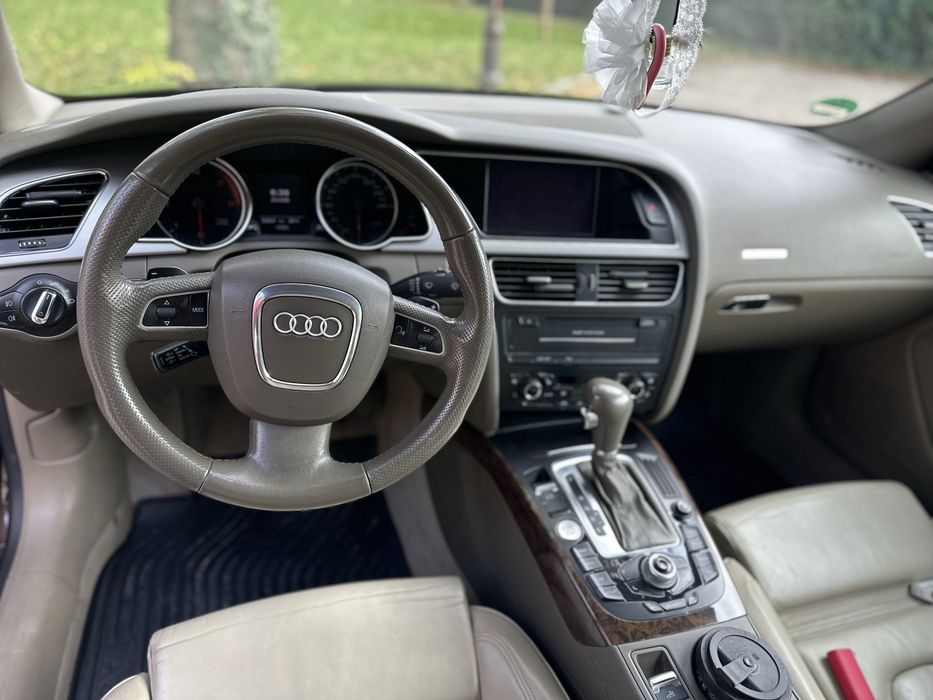 Audi A5 Cabrio - automat