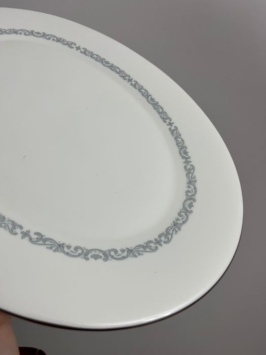 Platou mare pentru servire