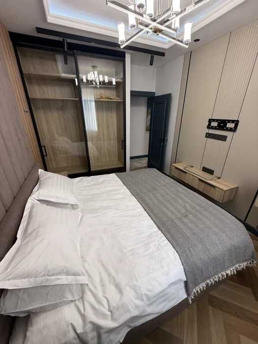 Срочно сдам 2- комнаты  3/9   Метро Мирзо Улугбек  838*