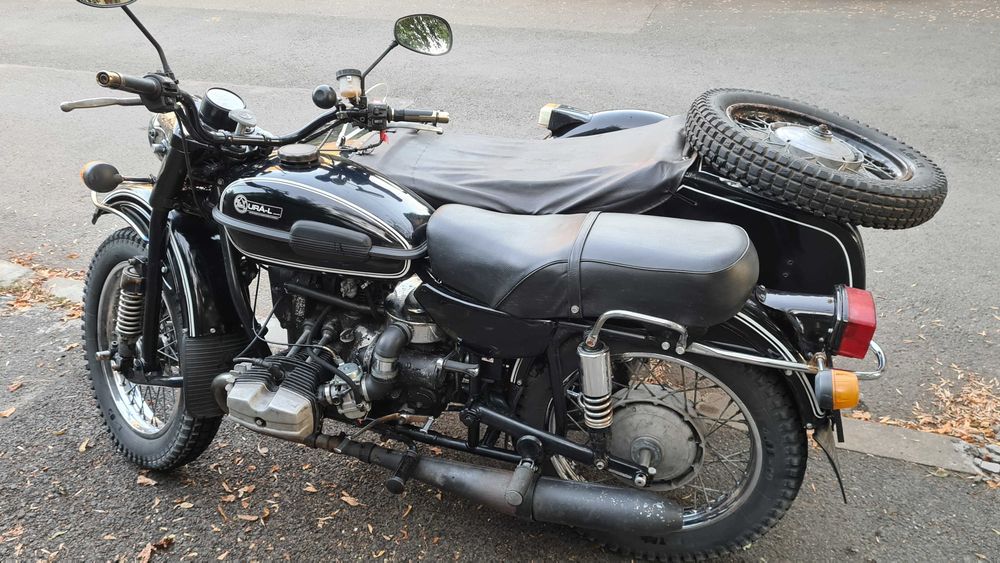 Motocicleta cu Atas Ural Tourist 2005