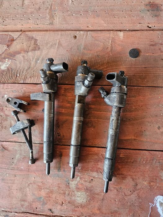 Injector Injectoare Mercedes Sprinter 2.2 CDI 2000 - 2006 Cod A6130700