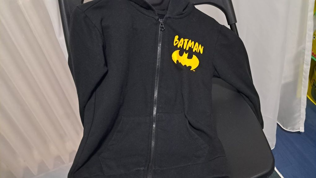 Hanorac cu logo Batman pentru baieti marimea 128 cm