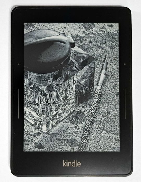 Amazon Kindle Voyage WiFi (7th Generation) - 4 GB