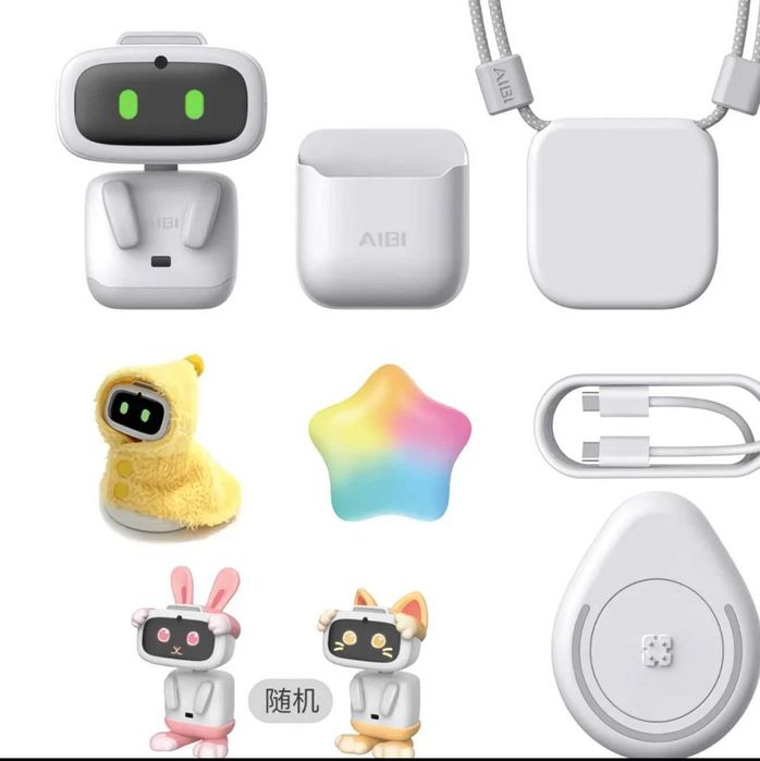 Робот-питомец AIBI на базе ChatGPT с аксессуарами