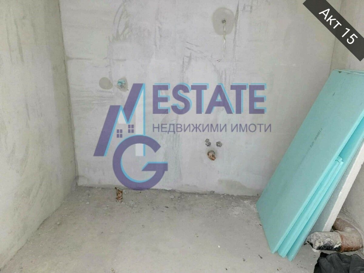 Тристаен апартамент в гр. София, жк. Зона Б-19