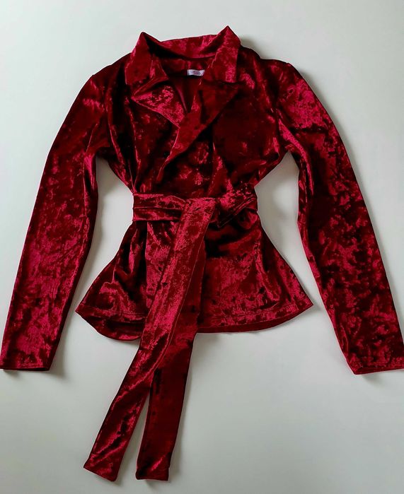 Costum din catifea