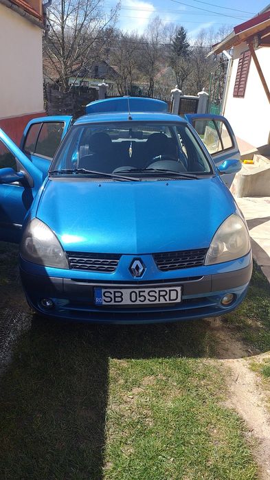 Vând Renault Clio 2 1.5 dci