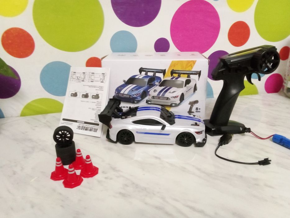 Машина на пульте управлений