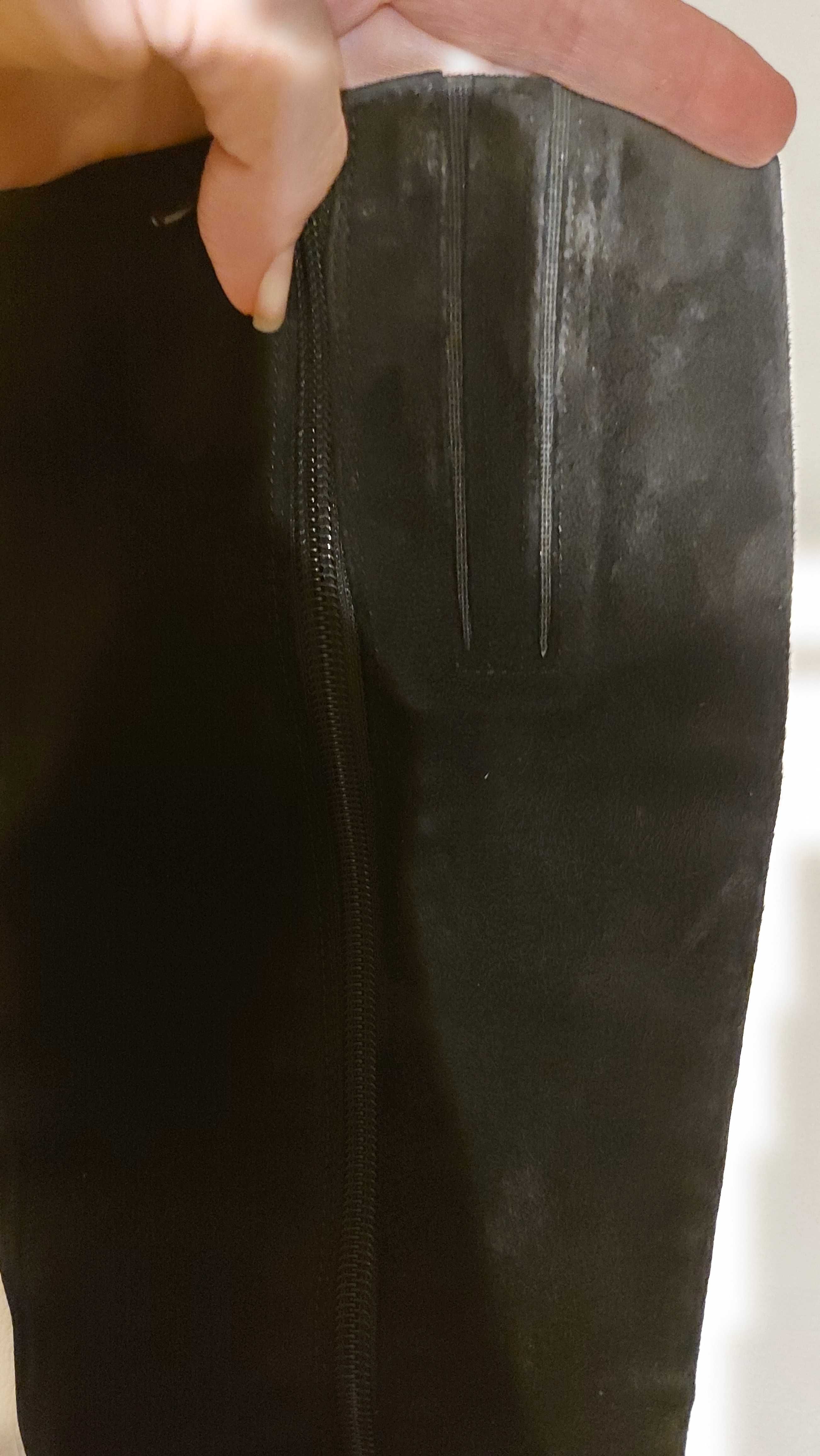 Cizme Gabor(Made in Austria) din piele intoarsa negre ,cu platforma 40