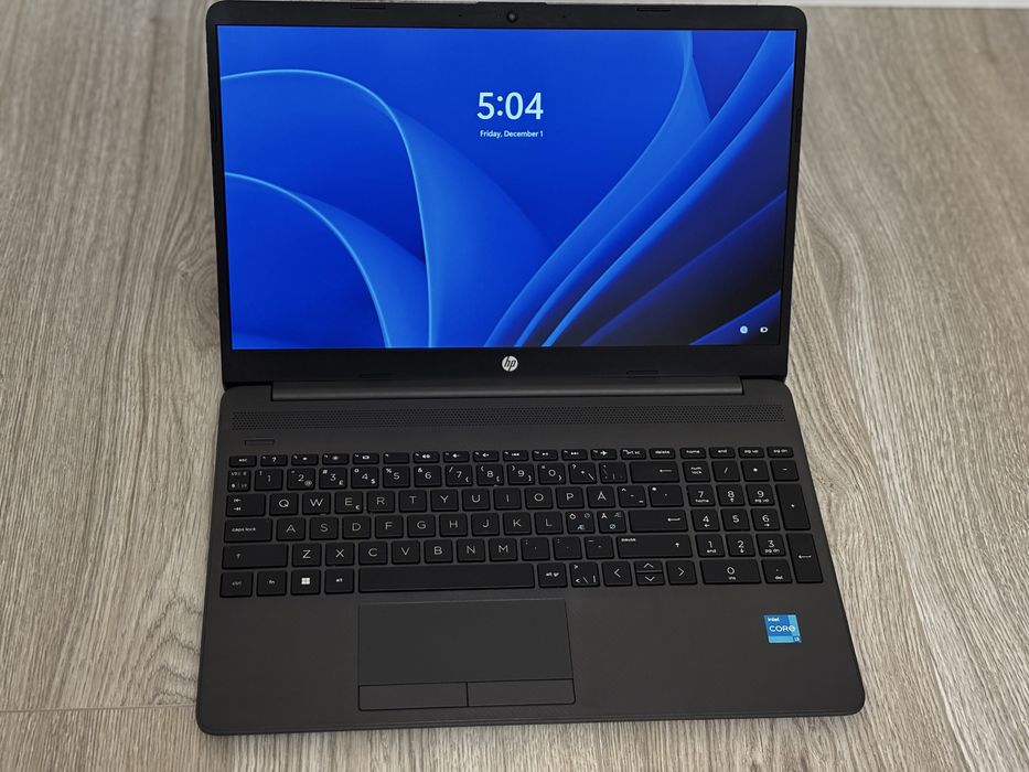 Laptop Hp 250 g i3 gen 11