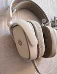 Casti gaming ,ca noi