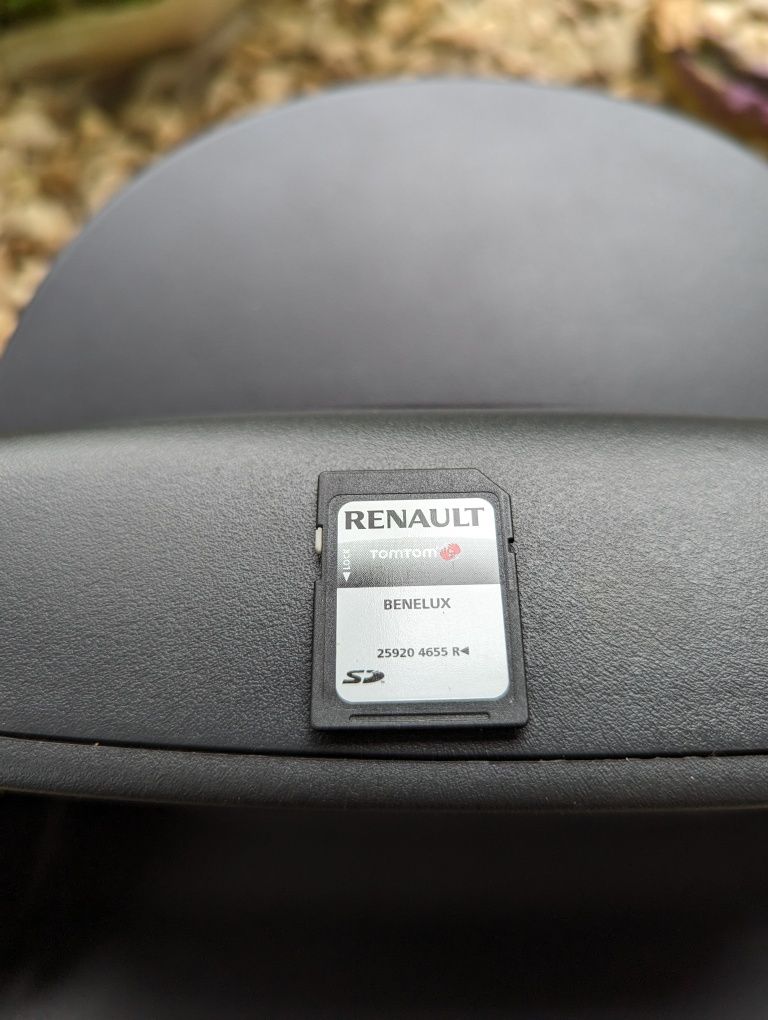 Navigație Renault Clio 3 2011