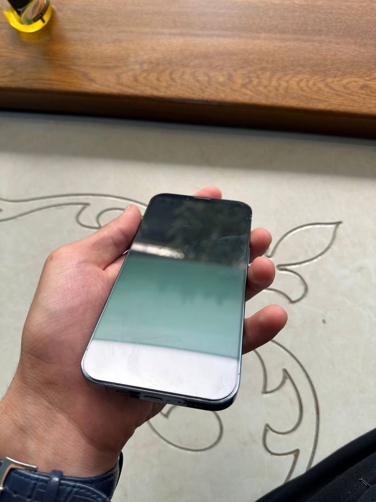 Iphone 13 pro blue
