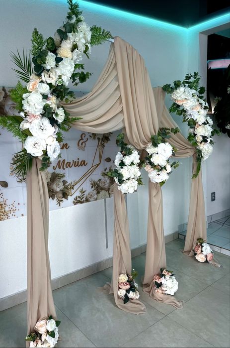 Inchiriez arcada flori +montare