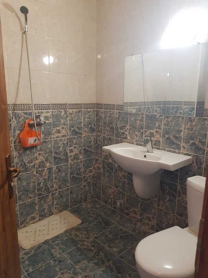 Дава се под наем Тристаен апартамент в Пловдив, Кършияка - 100 кв.м за 400 € - Снимка #4