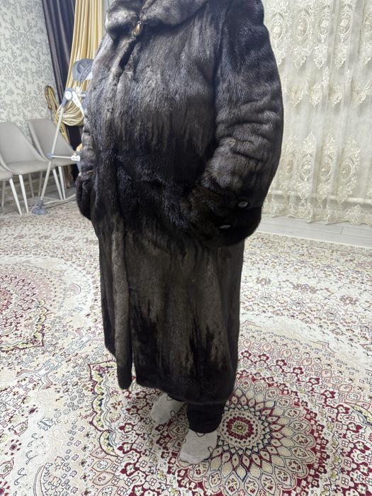 Продам норковую шубу