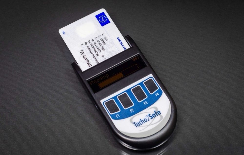 Cititor de date  Șofer Tacho2Safe 2025