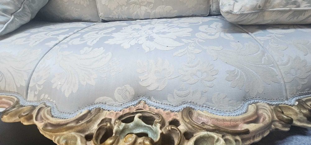 Canapea superba in stil venetian cu 4 fotolii impecabila!