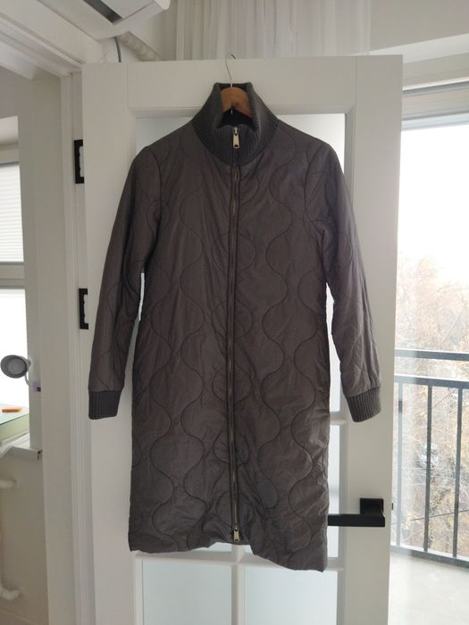 Куртка,тонкий пуховик, размер S