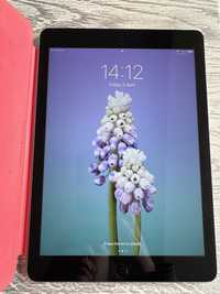 Apple iPad Air 9.7" Wi-Fi 32GB Space Grey Tablet + Cellular