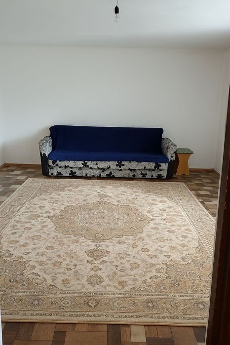 4 бөлмелі үй жалға беріледі.  100.000.  Айгерім 2. ы/ауд. Ауд.50 м. кв