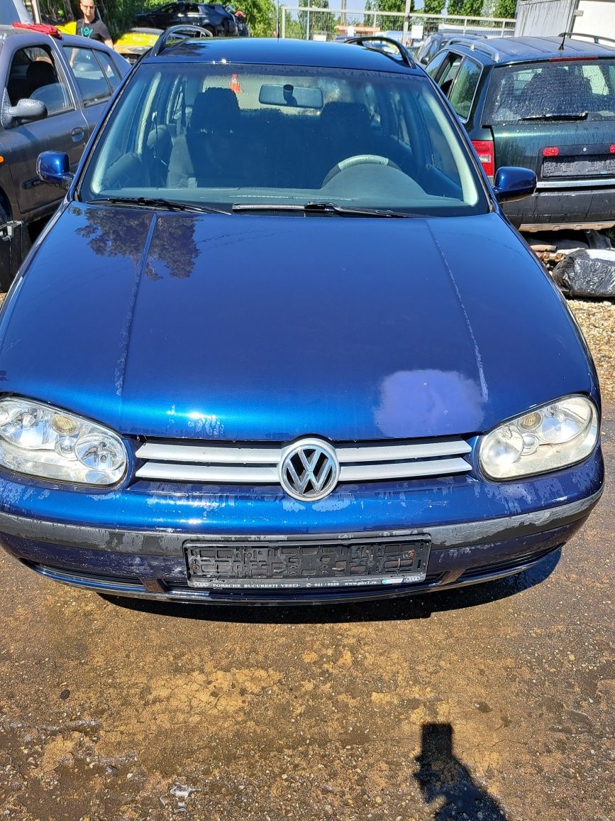 Dezmembrez Golf 4 Break 1.6 B AZD 77 kw Euro 4 2001