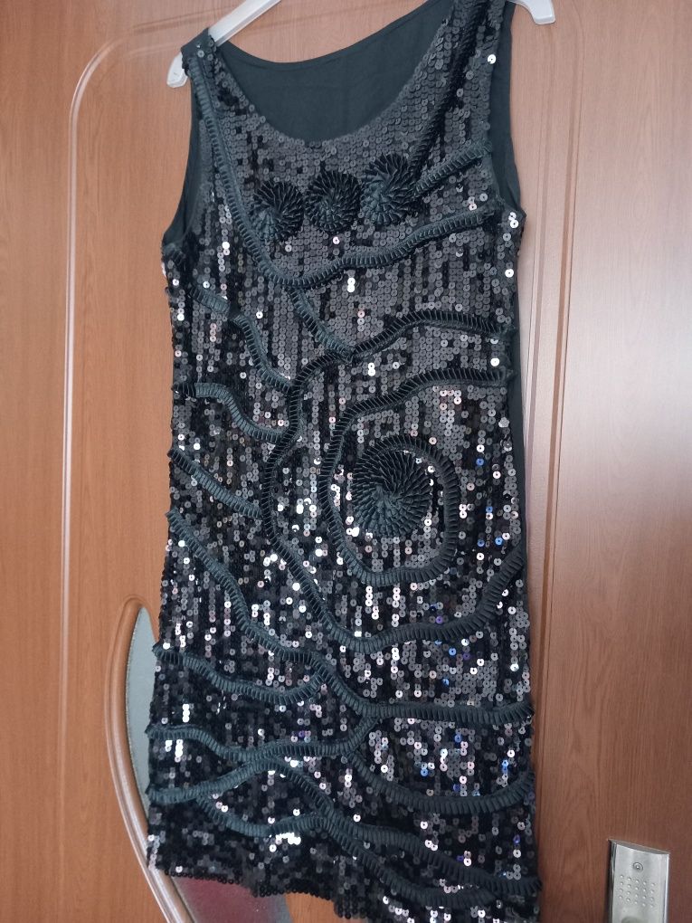 Rochie neagra mărimea mica