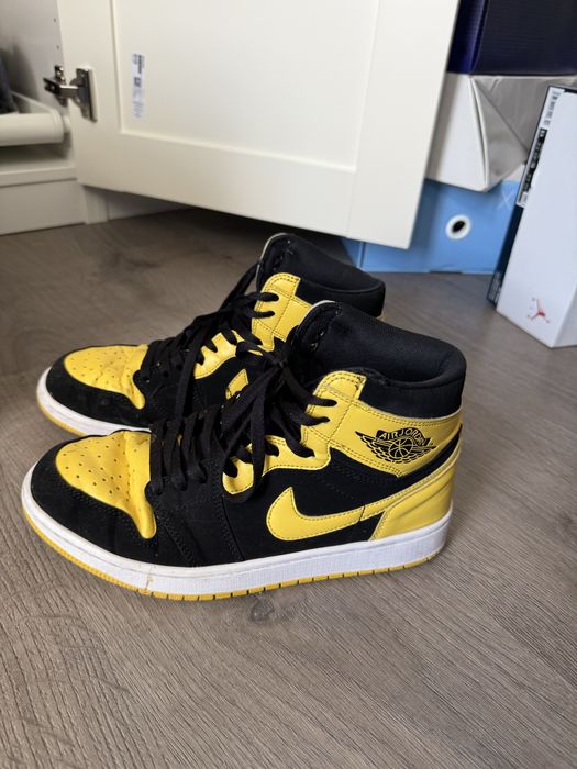 Air Jordan 1 High True Love
