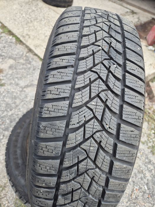 4бр. 195/65/15 зимни гуми Dunlop Winter sport 5