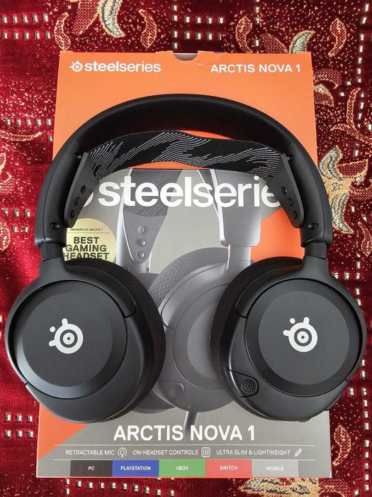 Steelseries Arctis Nova 1, Steelseries Arctis Nova 7