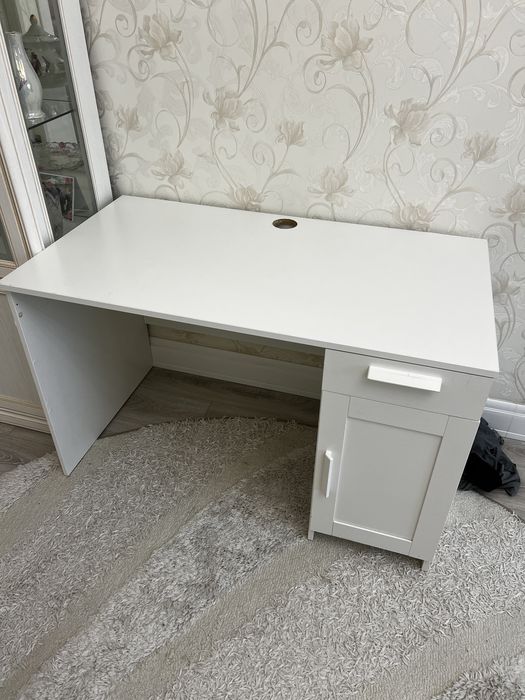 Стол рабочий IKEA