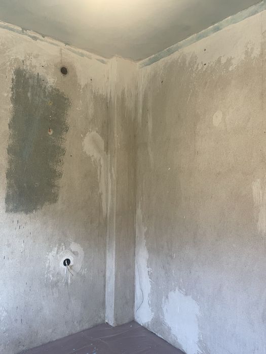 Вътрешни ремонти, обръщане на врати и прозорци, шпакловка, боядисване