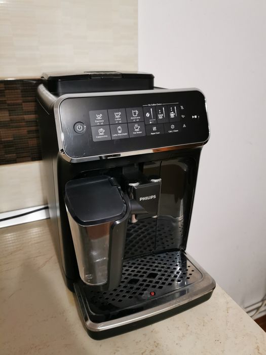Espressor Philips EP3241