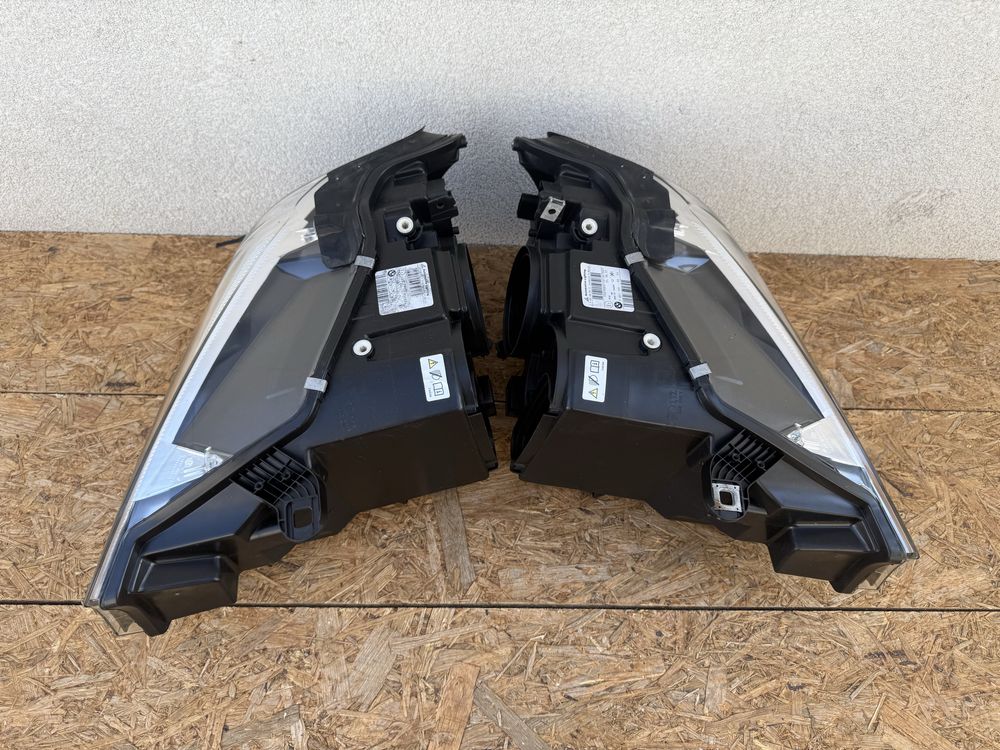 SET Far stanga dreapta BMW X3 X4 F25 F26 Xenon LCI Facelift Original
