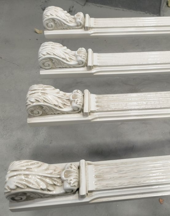 Услуга покраски мебели и дверей