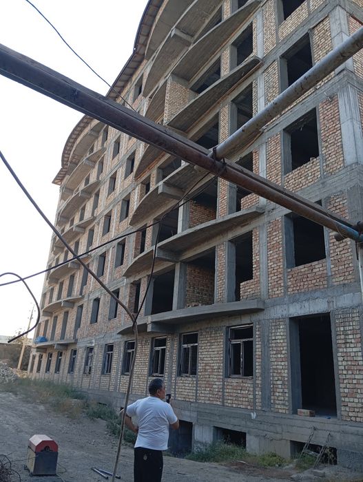 Квартира навстройка сотилади