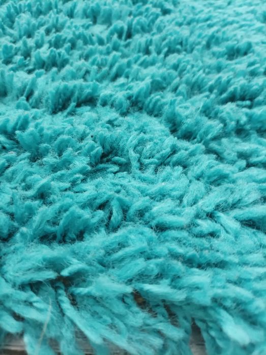 SUPER preț!!! Trei covoare turcuaz dimensiuni generoase!