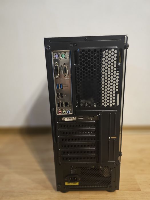 Calculator PC Gaming - rx 550 sapphire 4 GB - 16GB RAM - I5 7400