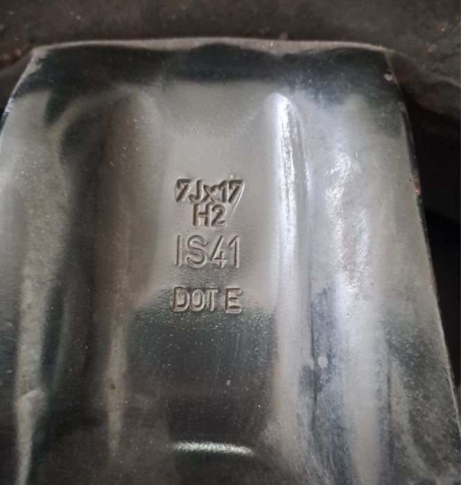 2 Anvelope iarna 225 50 r17 CONTINENTAL + jante tabla GM