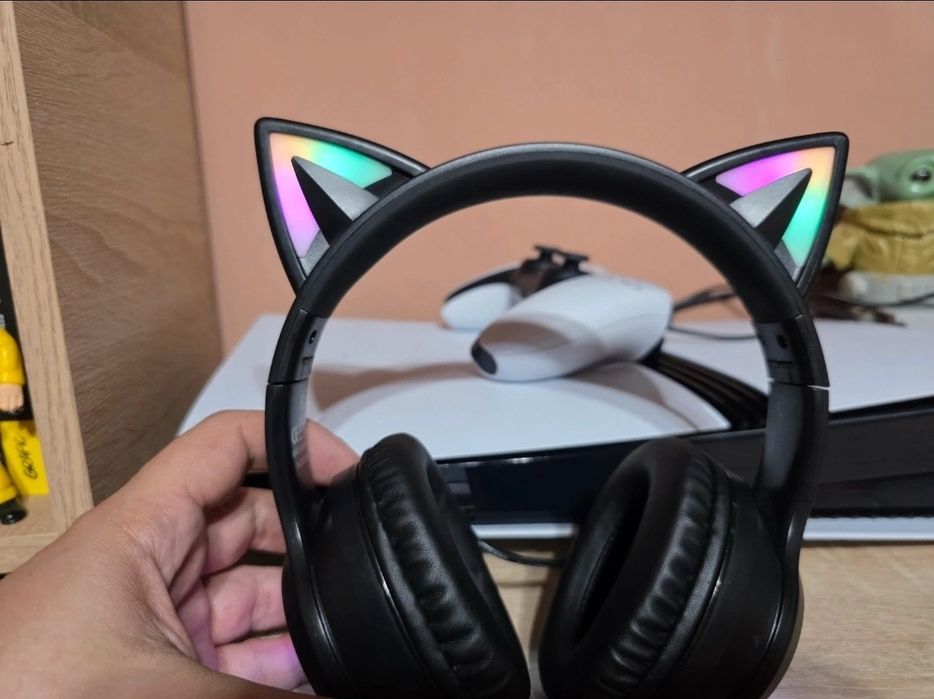 Onikuma K9 Over Ear casti gaming cu conexiune 3,5mm / USB Cat Ears