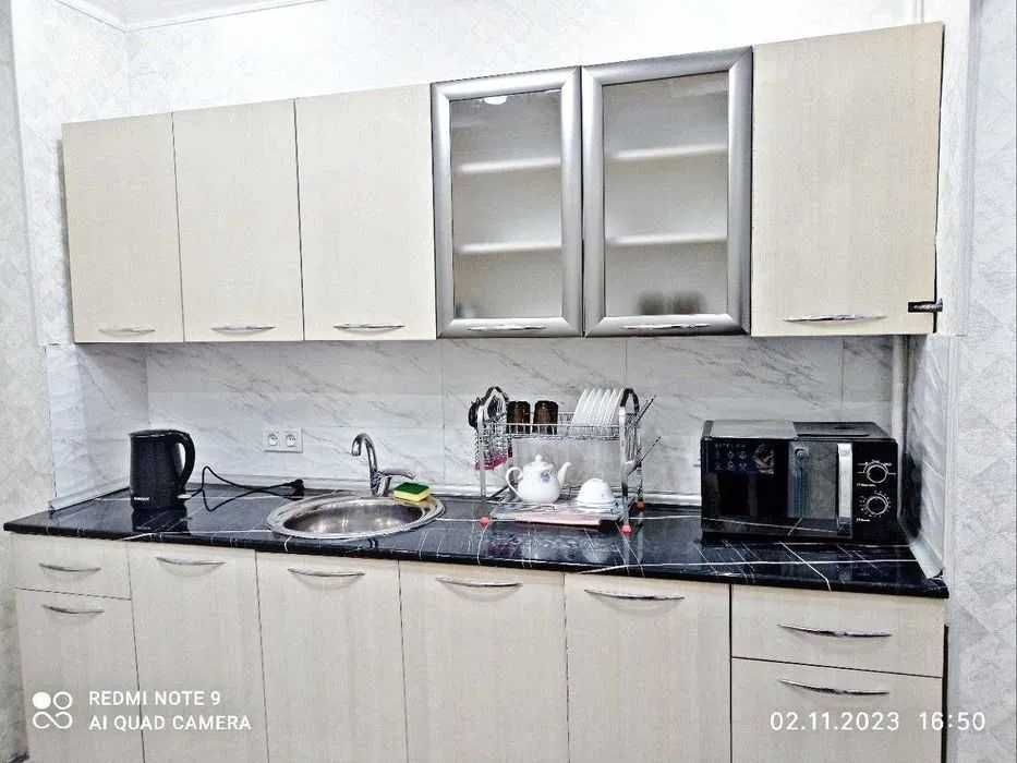 R4 Сдаётся квартира 2/5/9 на Мирабадский  ГУВД Корзинка!