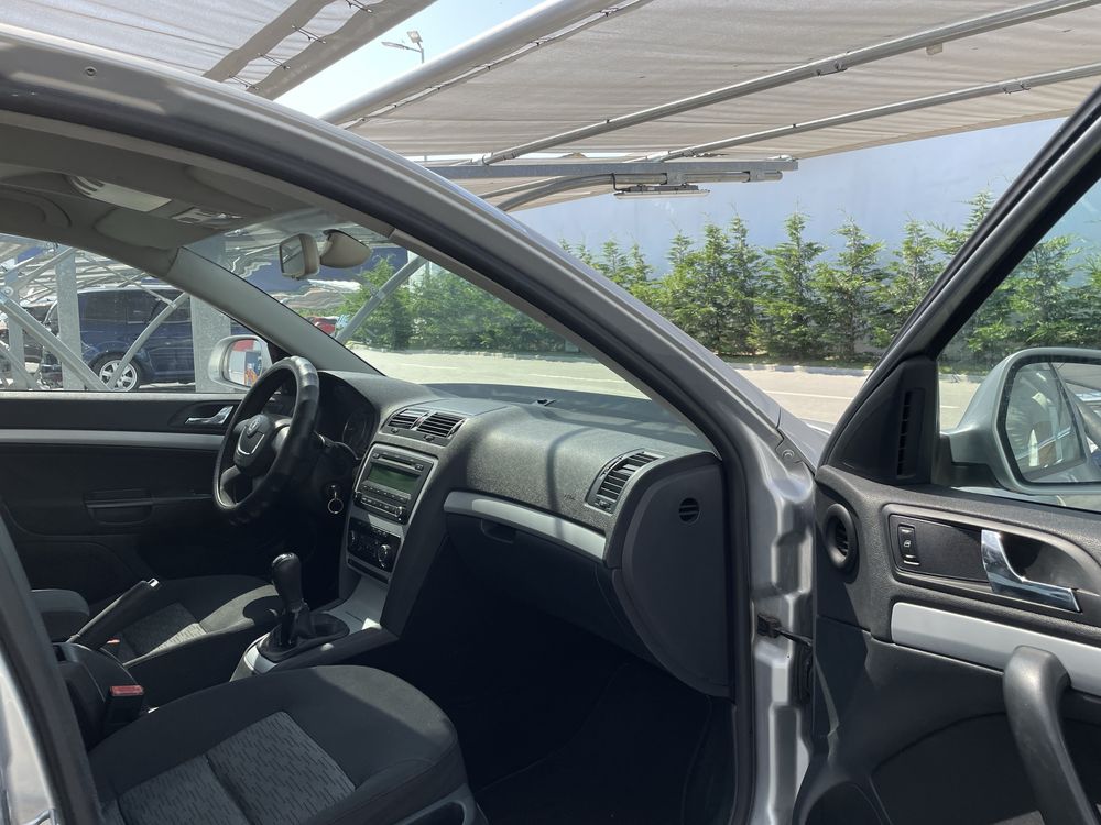Vând Skoda Octavia 2 Diesel