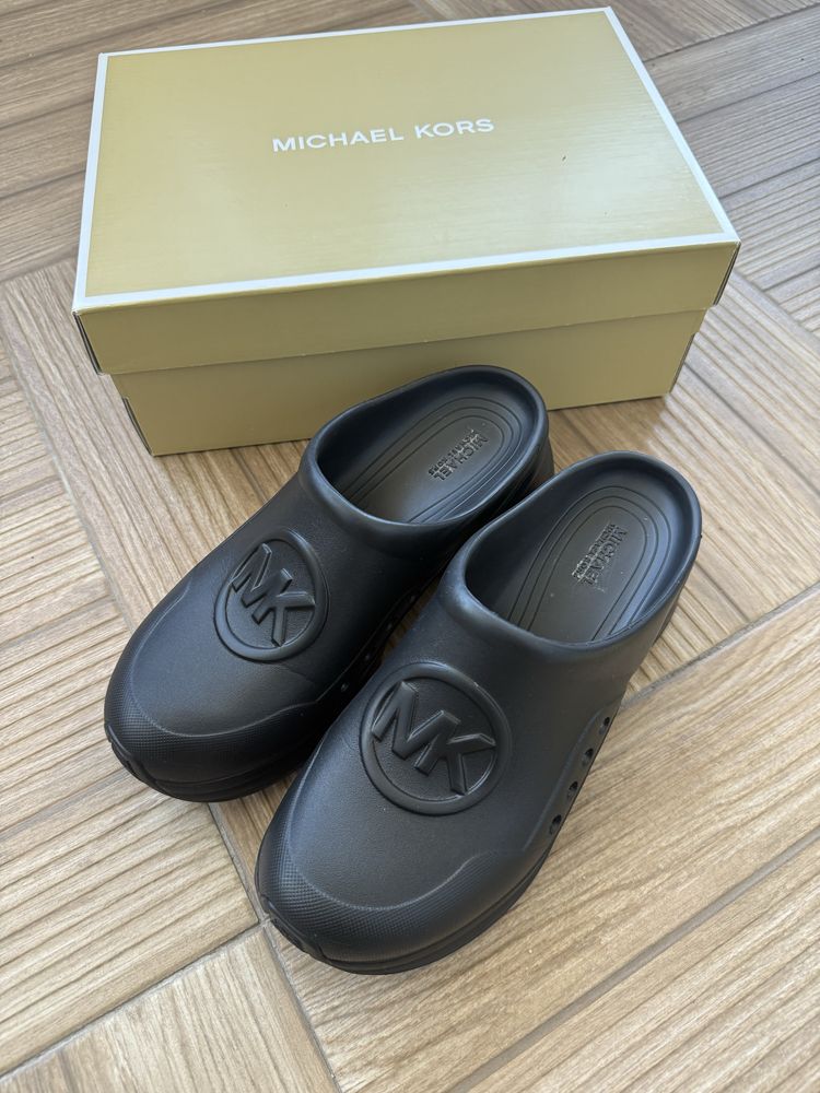 Оригинални дамски чехли Michael KORS, 38 номер