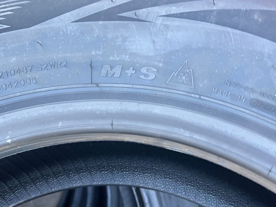 Нови всесезонни гуми TRACMAX VAN 205/70 R15C за БУС