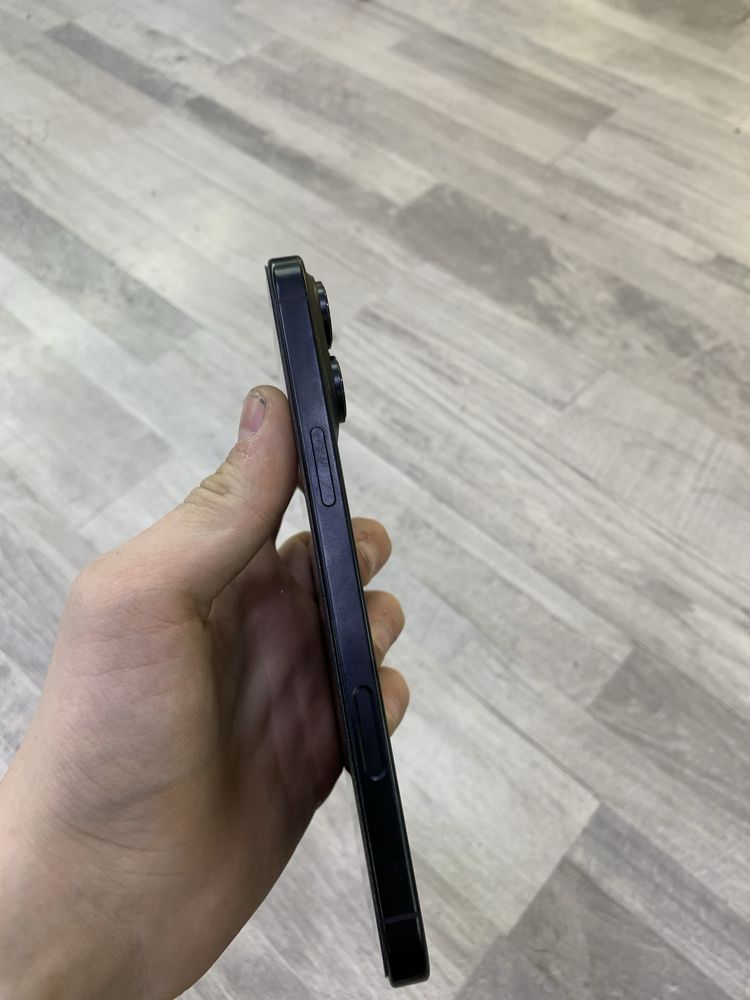 16 Pro Max 256 Gb
