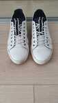 BENVENUTI Sneakers pantof casual piele naturala alba nr 40 Curier OLX